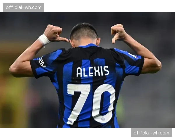 人物聚焦:时隔五年再战欧冠淘汰赛,国米老将劳塔罗的队长职责 人物聚焦:时隔五年再战欧冠淘汰赛,国米老将劳塔罗的队长职责